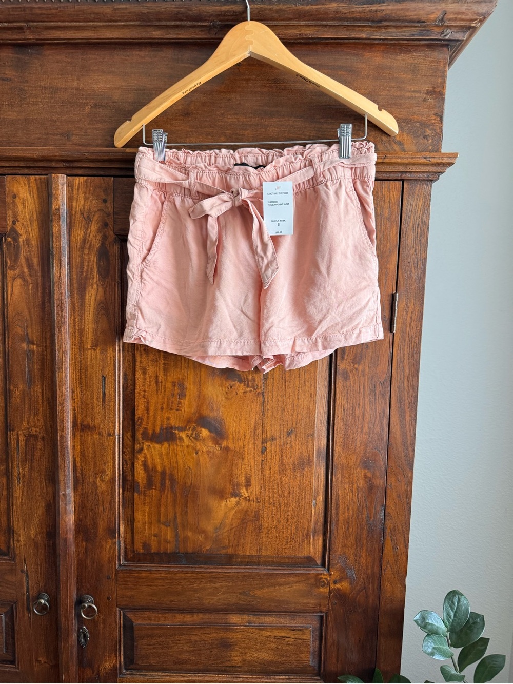 Sanctuary Tencel Paperbag Shorts Blush Pink